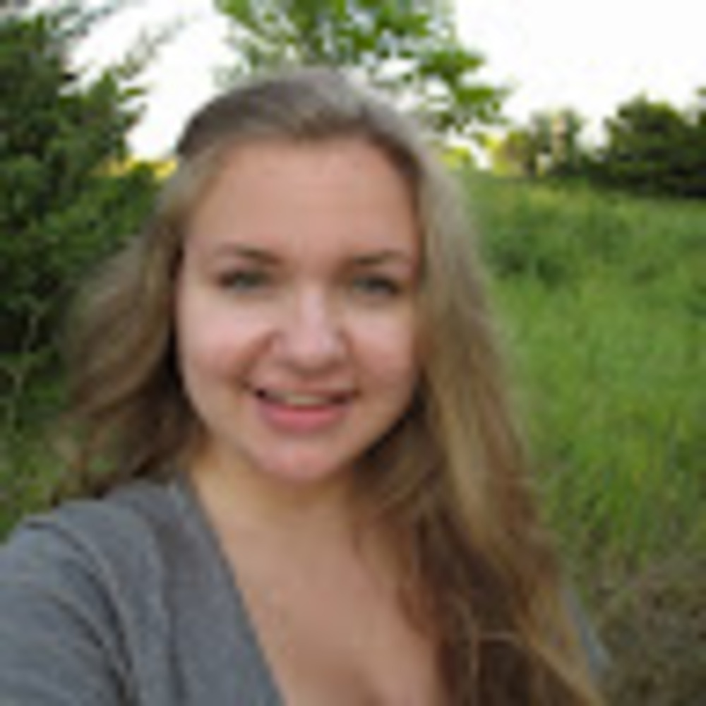 Meet your Posher, Leah